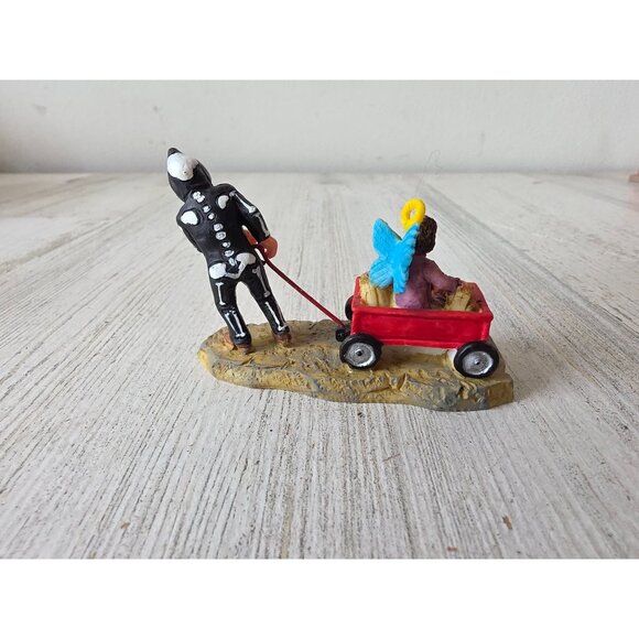 Lemax skeleton wagon shes not heavy sister butterfly trick or treat Halloween pe - Picture 5 of 7